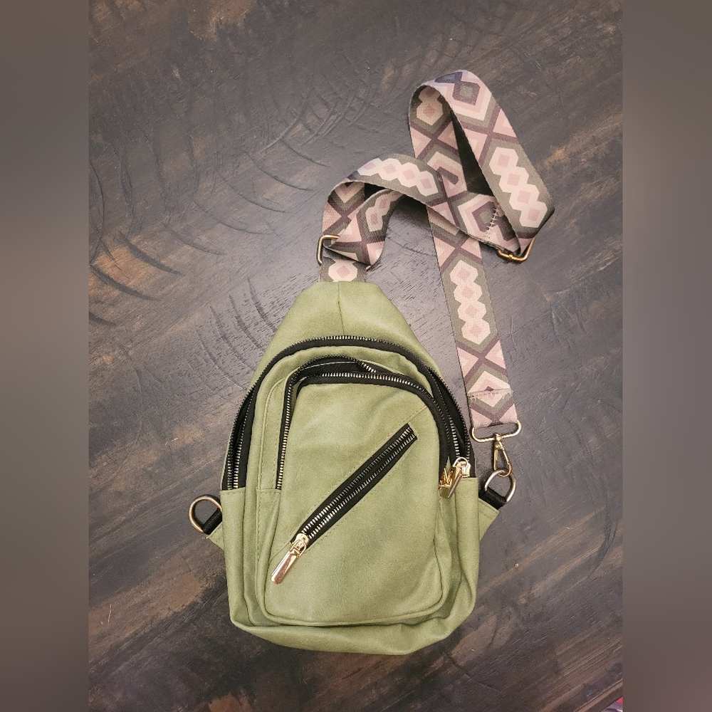 Green Sling Bag With Patterned Strap - image 1